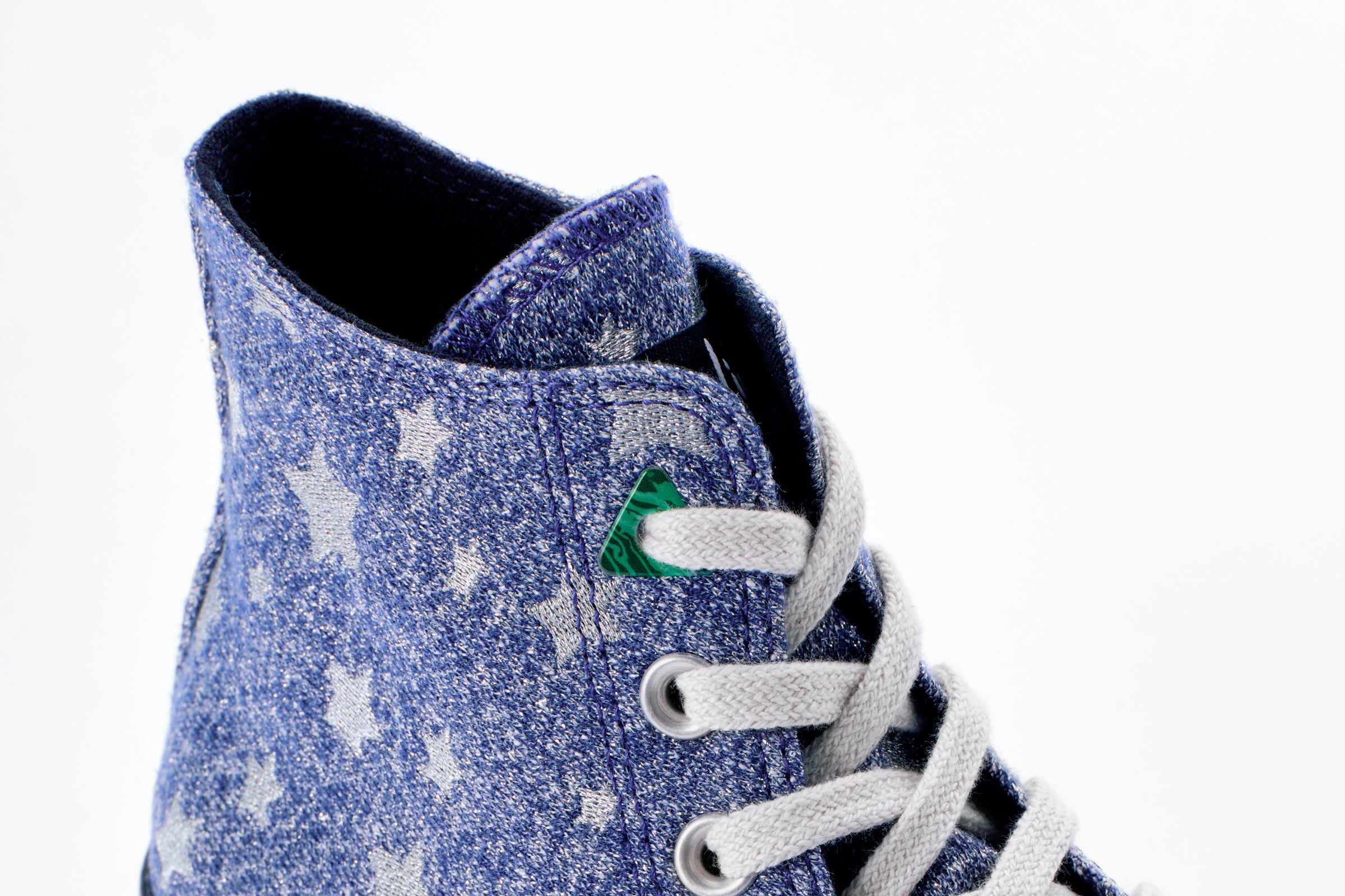 Coraline Converse (Adult)